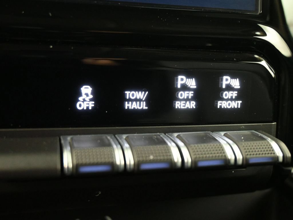 Used 2021 RAM 1500 Laramie RWD image 14