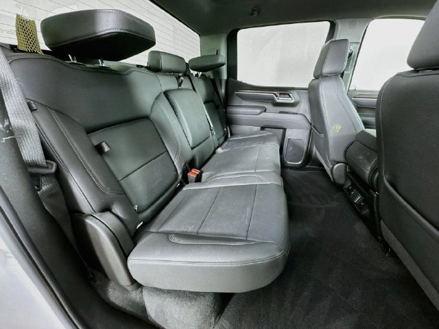 Used 2025 GMC Sierra 1500 SLT AWD/4WD image 27