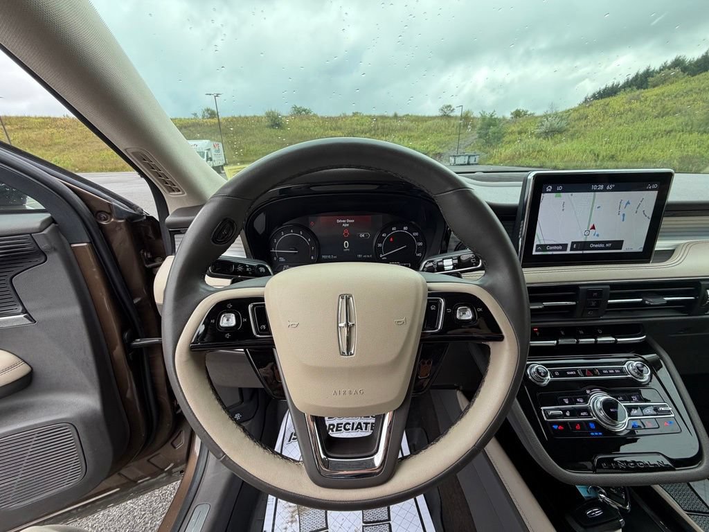 Used 2022 Lincoln Corsair AWD w/ Equipment Group 101A image 34