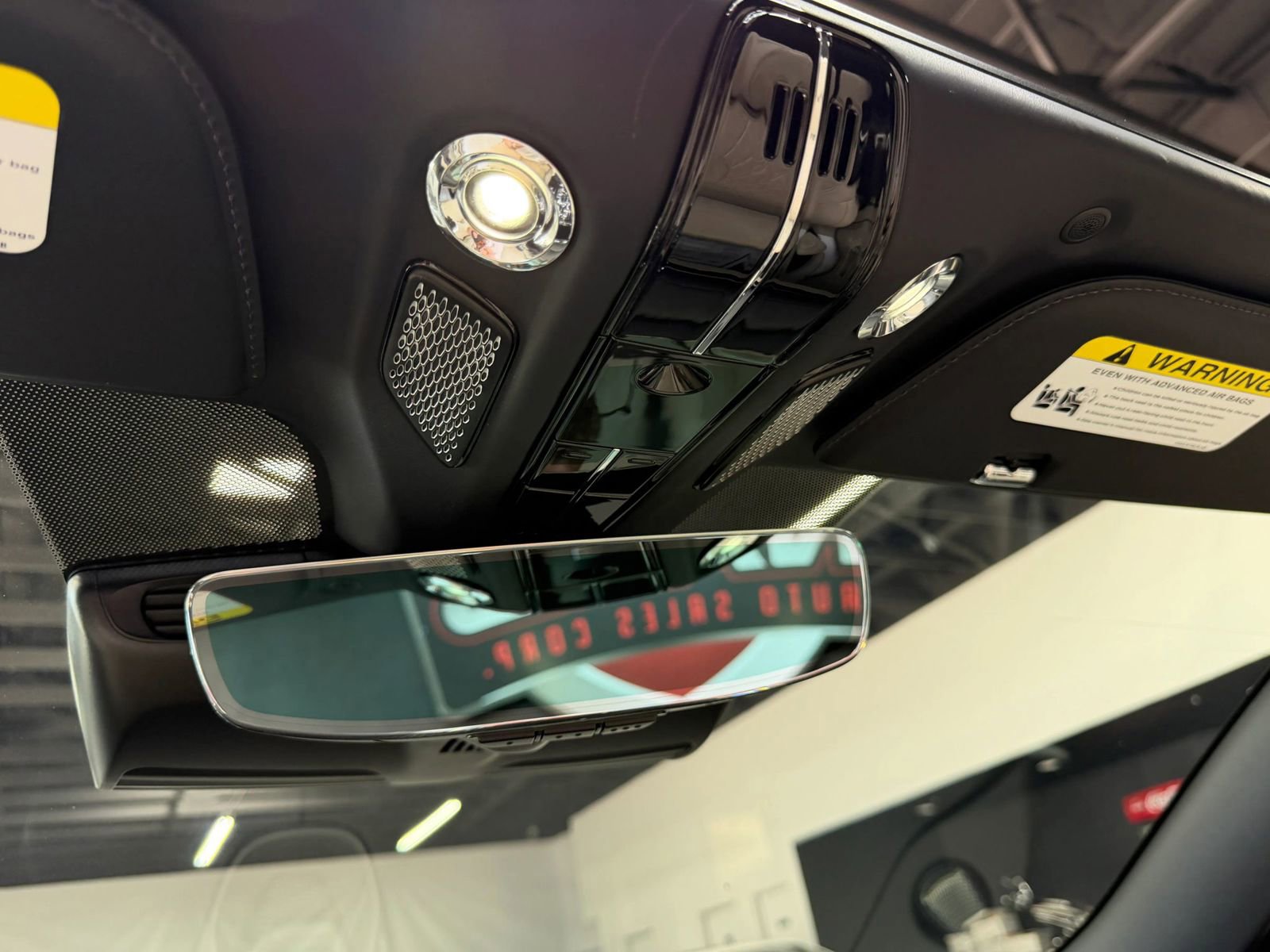 Used 2024 Aston Martin DB12 Convertible RWD image 73