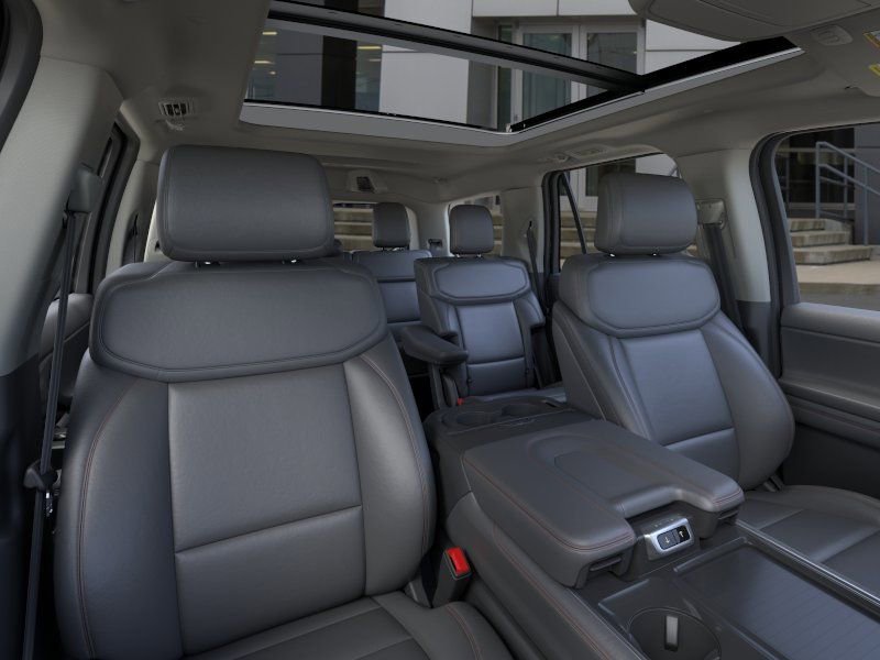 New 2025 Ford Expedition Active image 10