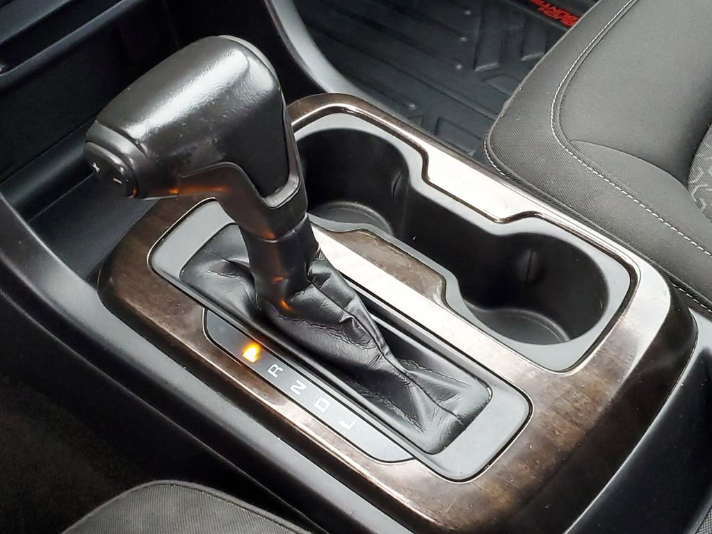 Used 2018 GMC Canyon SLE w/ SLE Convenience Package image 19