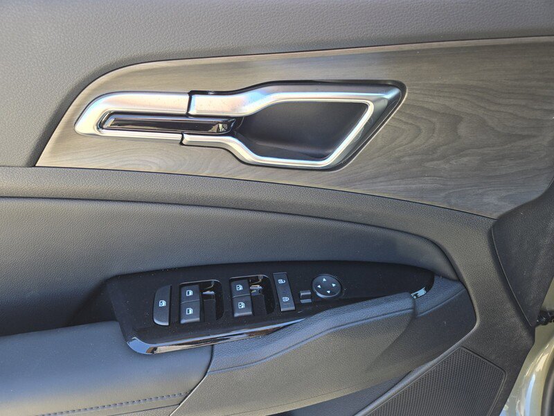 New 2025 Kia Sportage X-Line image 9