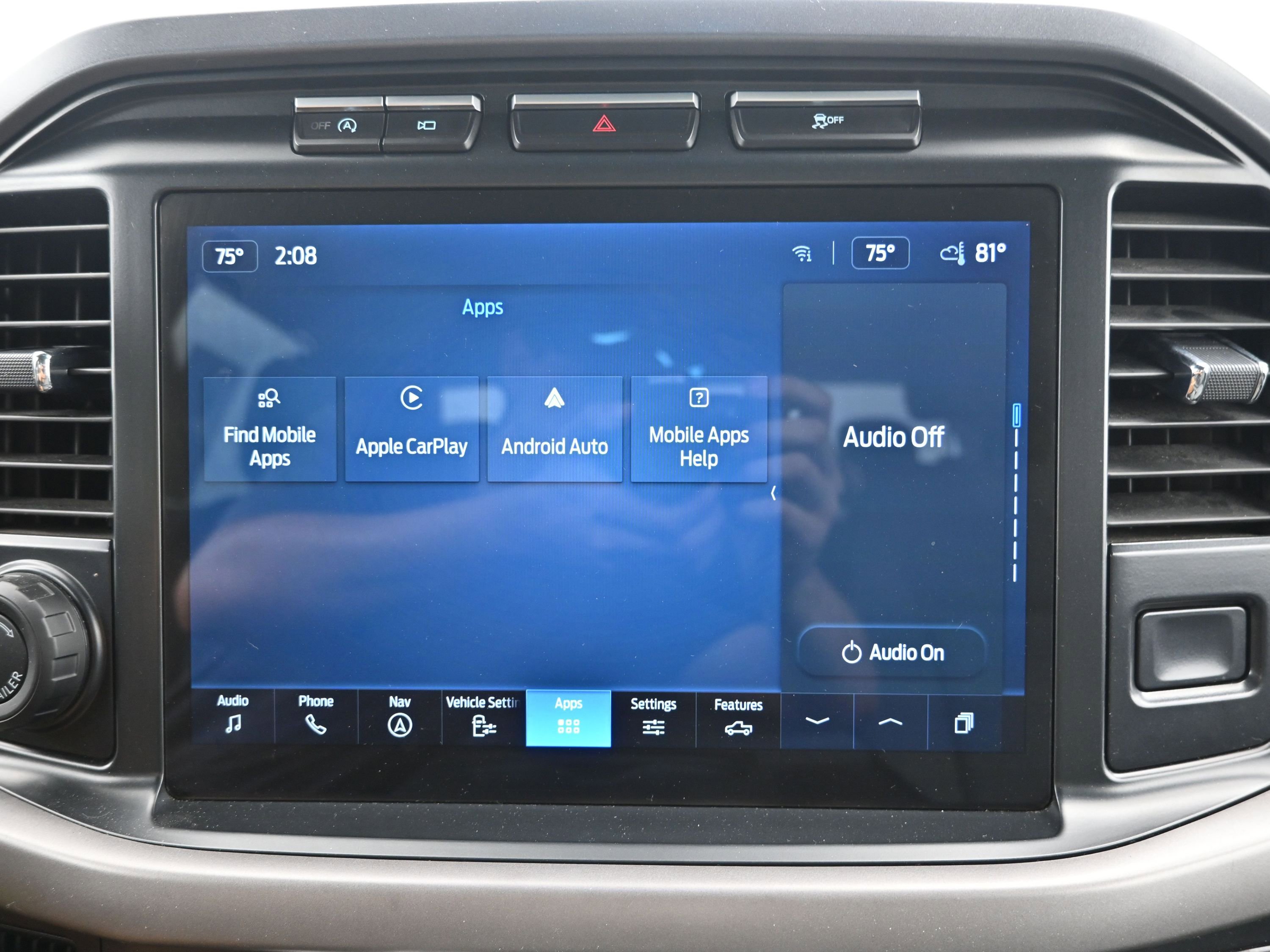 Used 2024 Ford F150 XLT image 14