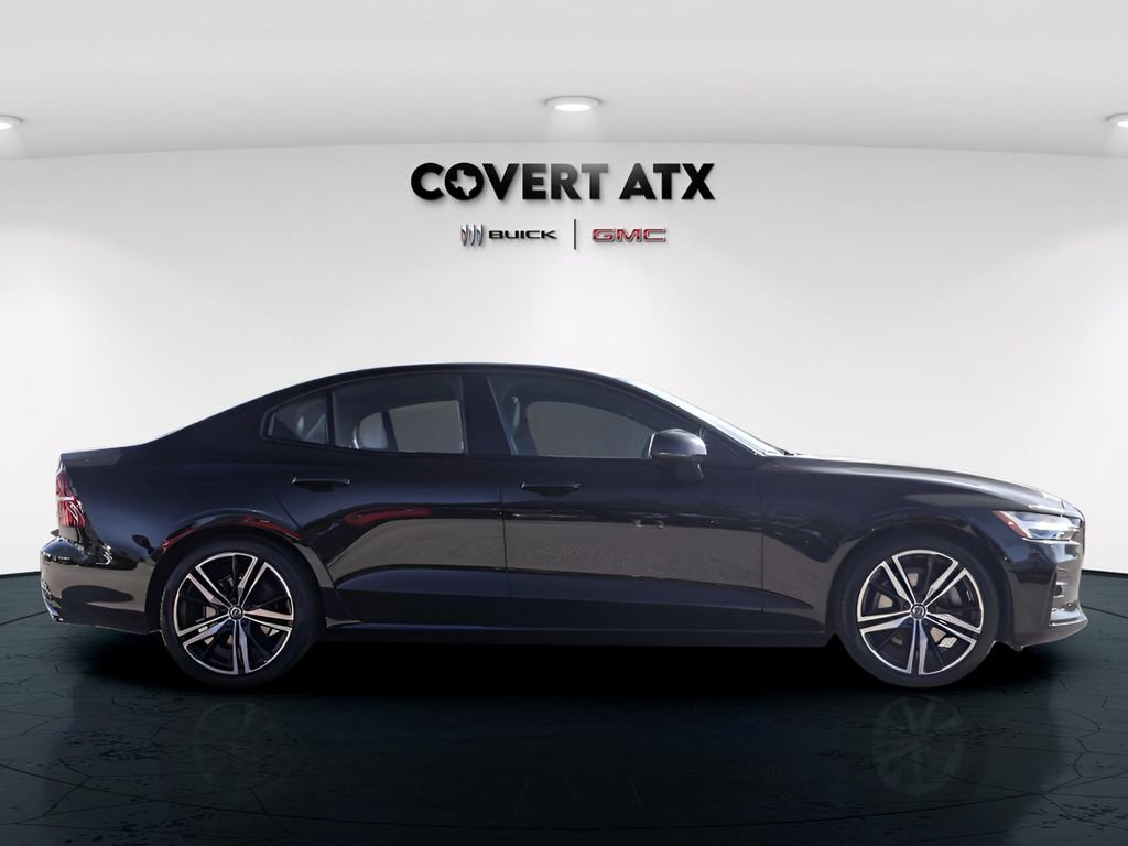 Used 2022 Volvo S60 B5 R-Design w/ Climate Package image 8