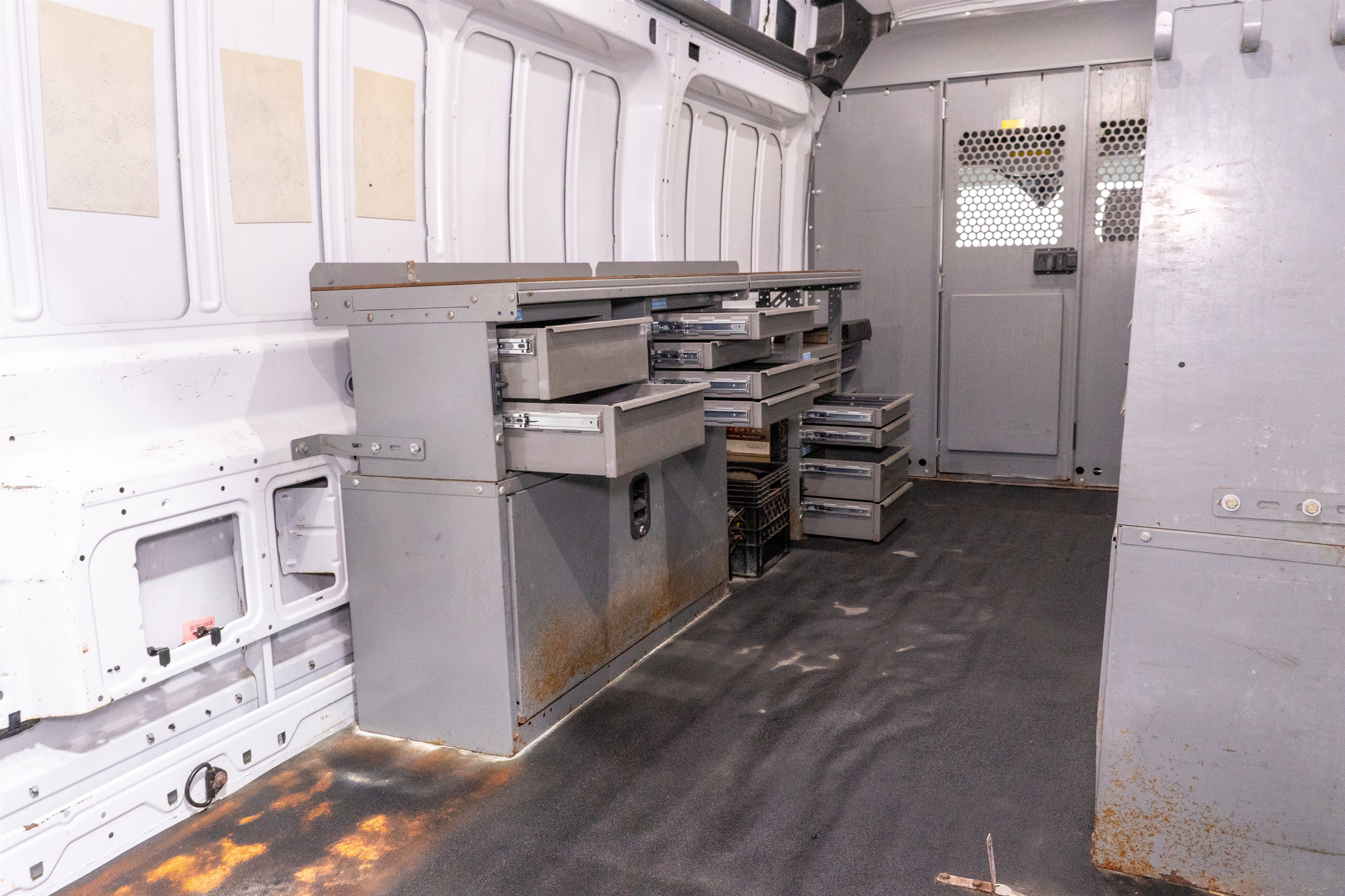 Used 2018 Ford Transit 350 148 High Roof Extended image 12