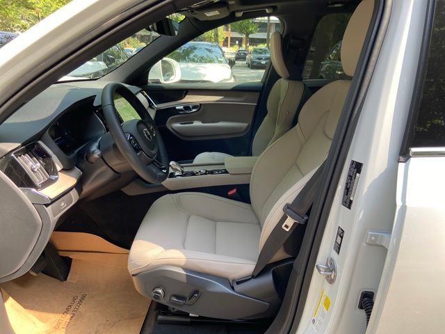 New 2026 Volvo XC90 B6 Plus w/ Protection Package Premier AWD/4WD image 11