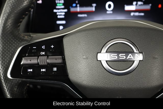Used 2023 Nissan Ariya FWD image 8