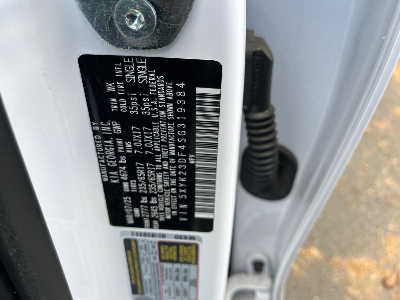 Used 2025 Kia Sportage LX image 28