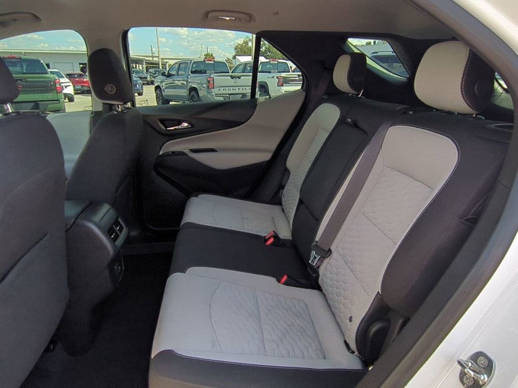 Used 2020 Chevrolet Equinox LS image 14