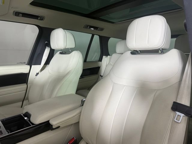 Used 2023 Land Rover Range Rover SE AWD/4WD image 15