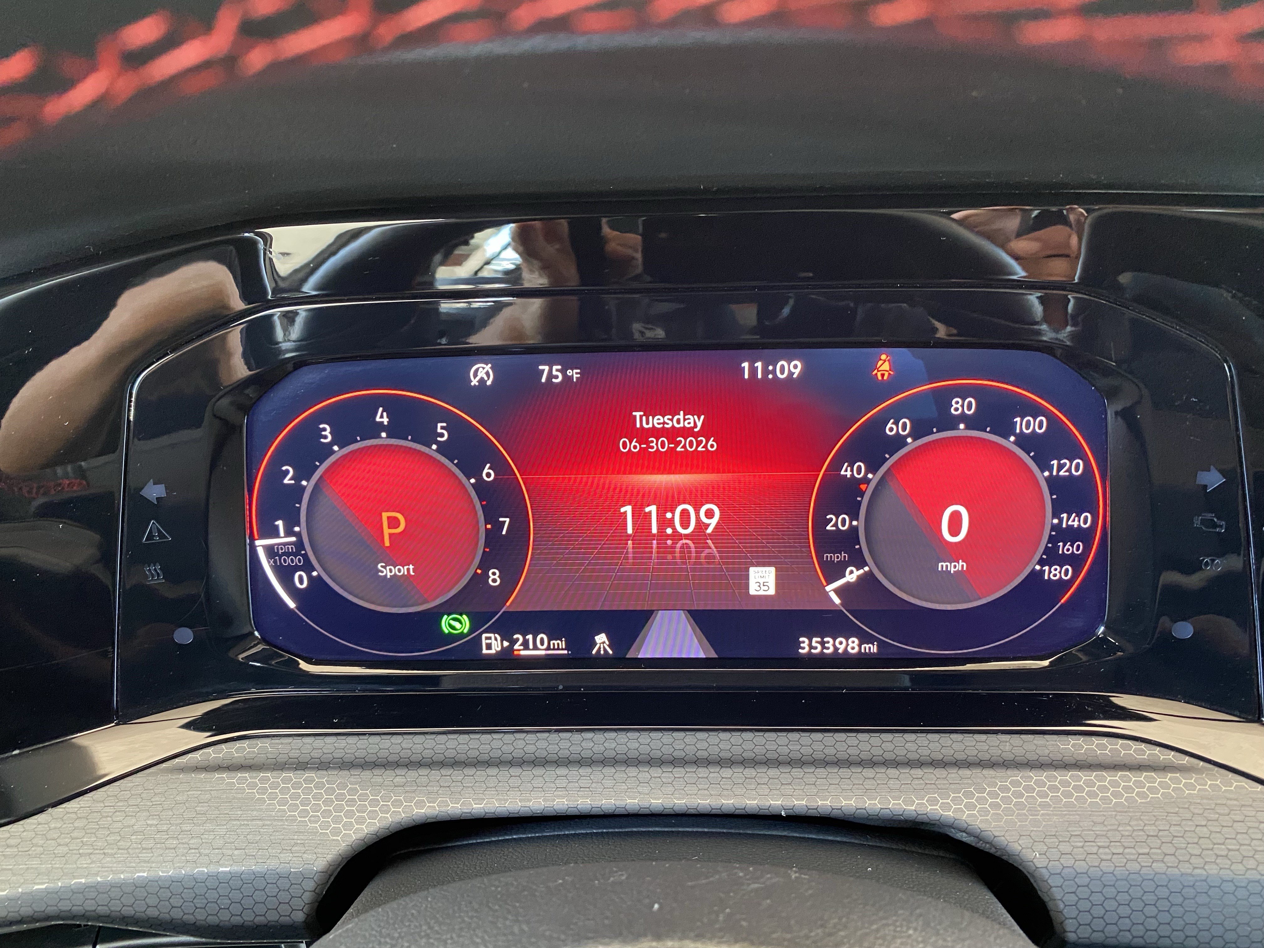 Certified 2022 Volkswagen GTI SE FWD image 27