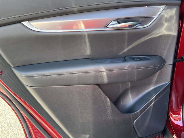 Certified 2024 Cadillac XT6 Luxury image 11