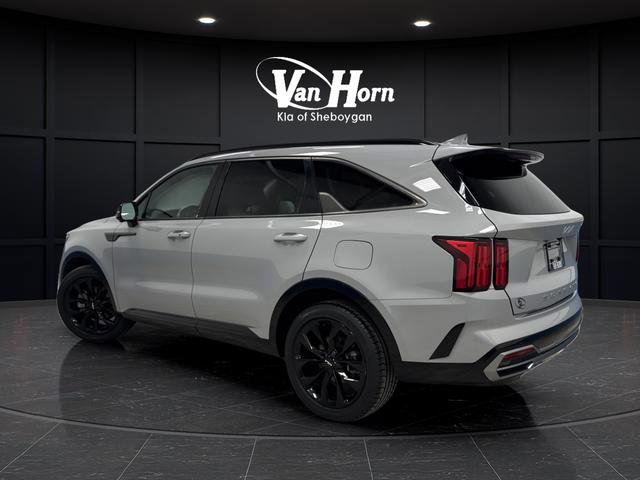 Used 2022 Kia Sorento SX image 3