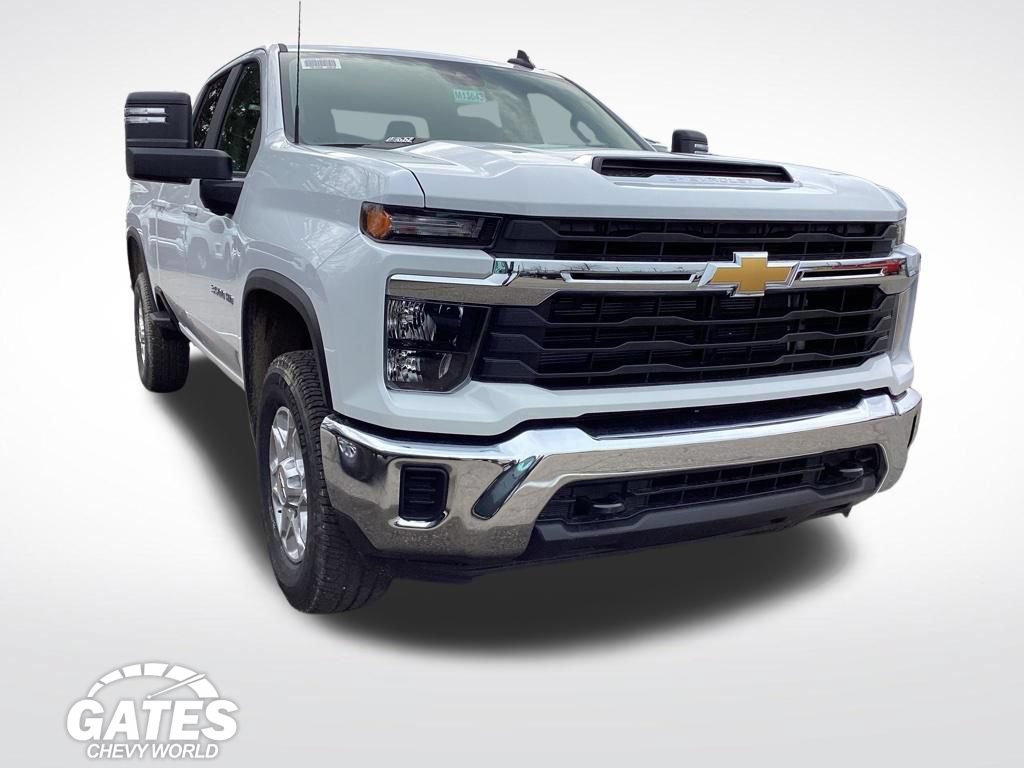New 2026 Chevrolet Silverado 3500 LT