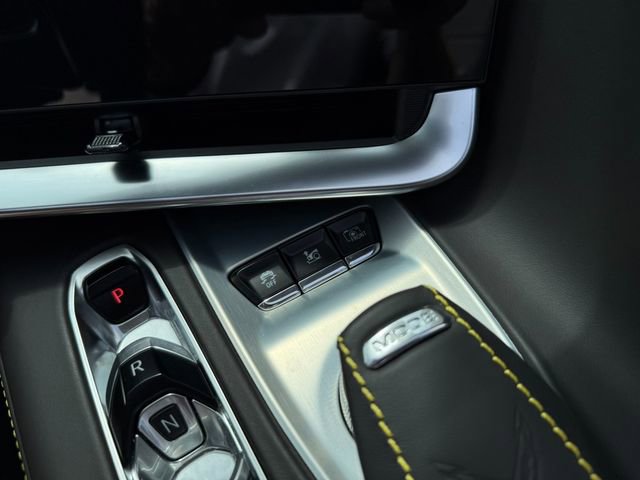 Used 2021 Chevrolet Corvette Stingray w/ Z51 Performance Package image 28