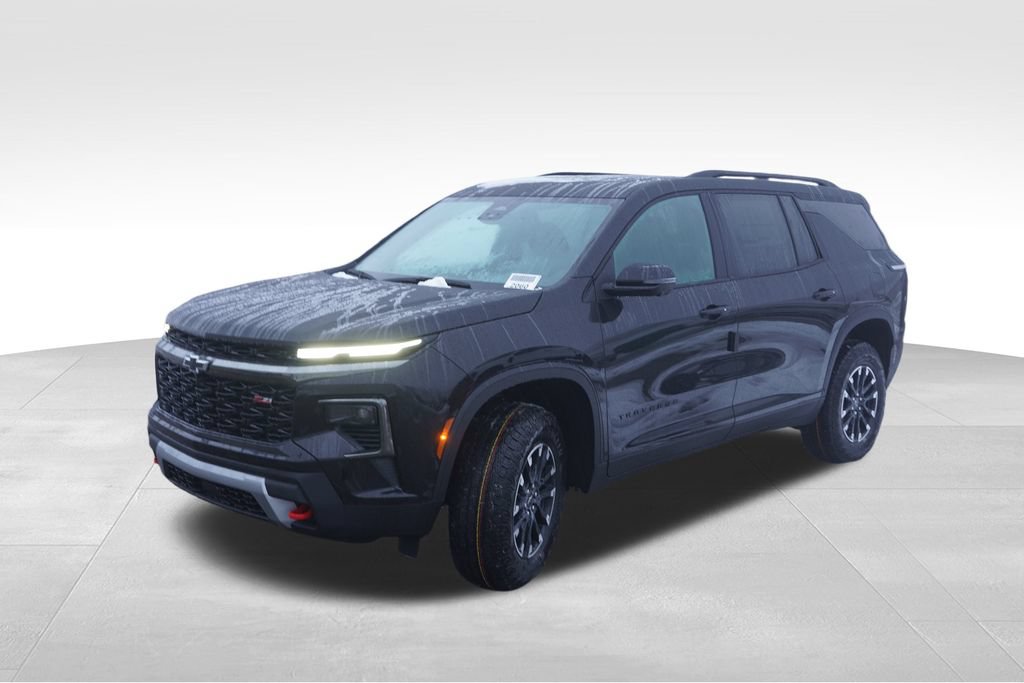 New 2026 Chevrolet Traverse Z71 w/ Driver Confidence Package AWD/4WD image 9