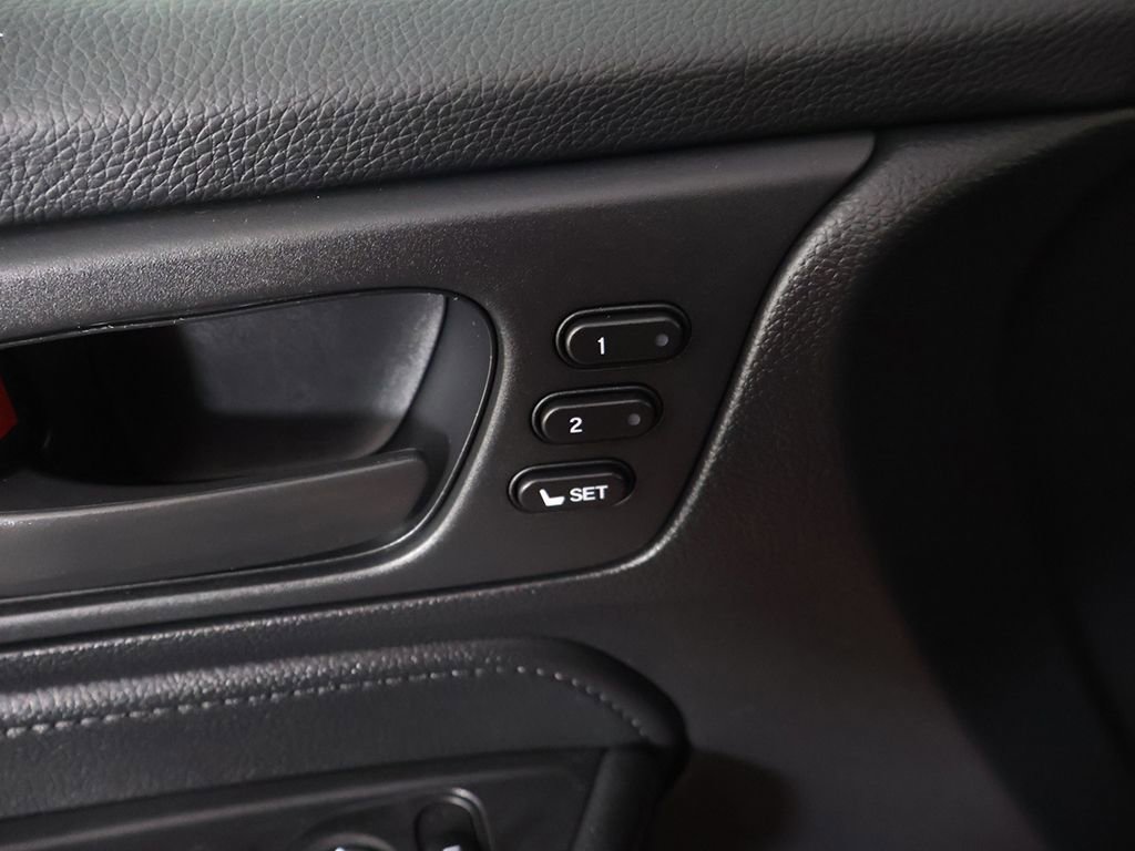 Used 2025 Honda Odyssey Sport-L image 39