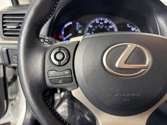 Used 2015 Lexus CT 200h FWD image 12