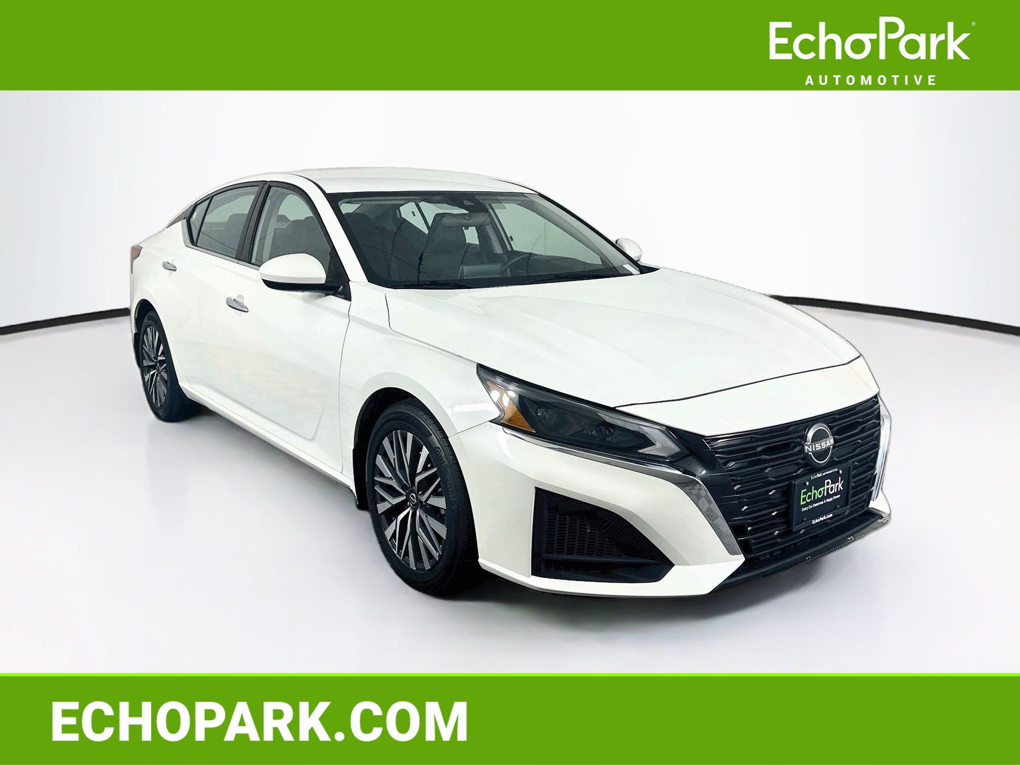 Used 2023 Nissan Altima 2.5 SV FWD image 1