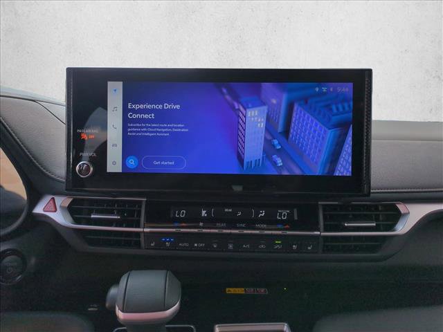 Used 2025 Toyota Sienna Platinum image 14