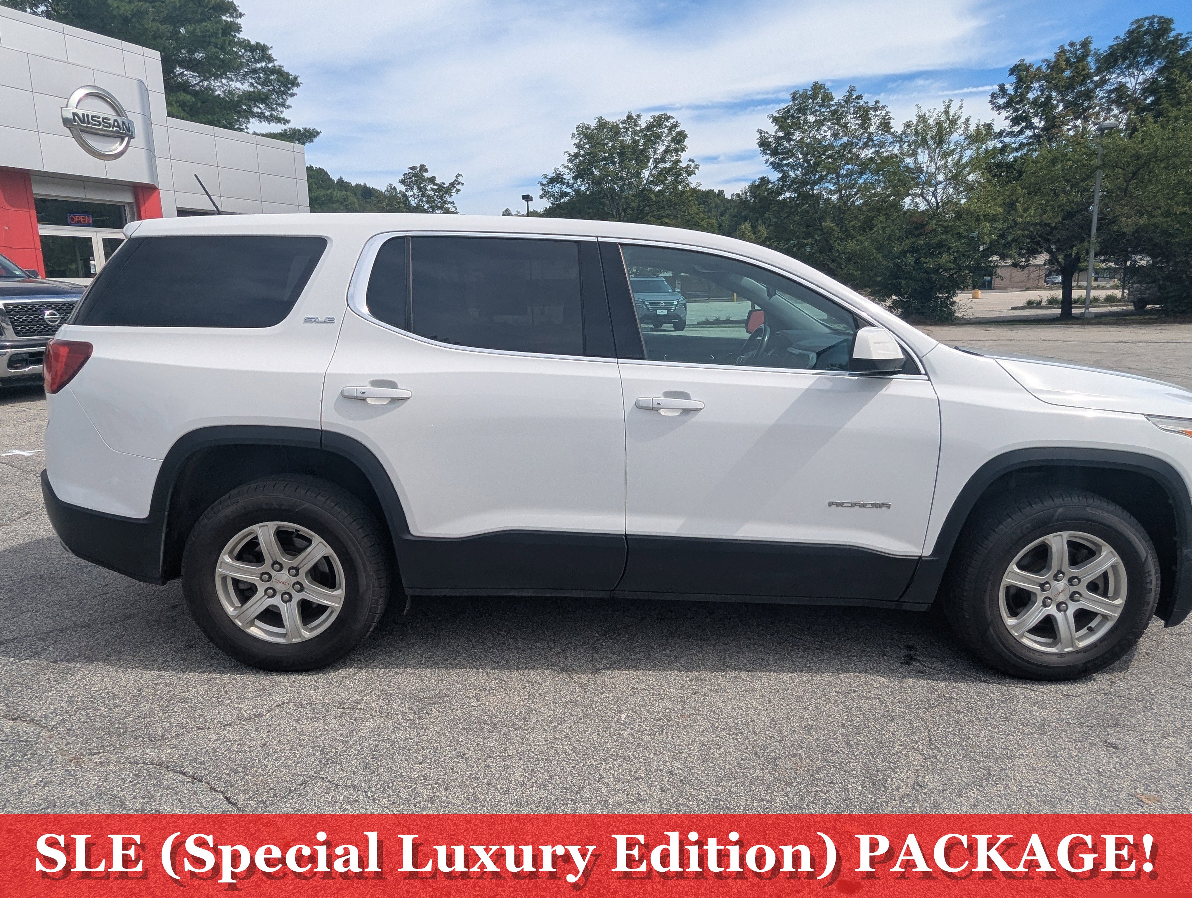 Used 2019 GMC Acadia SLE image 8