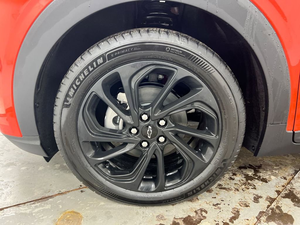 New 2027 Chevrolet Bolt RS w/ Technology Package image 28