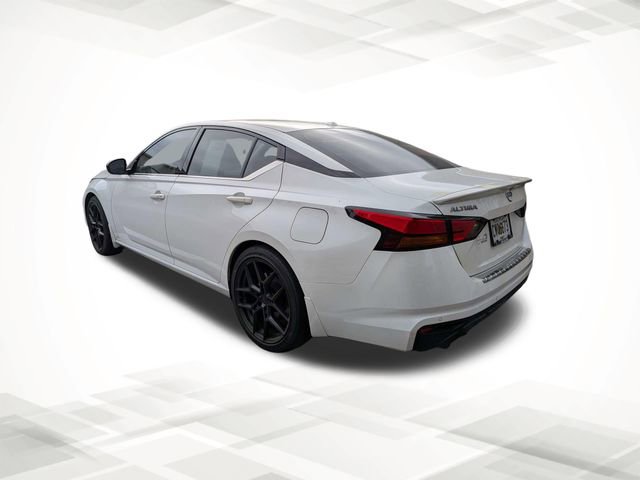 Used 2023 Nissan Altima 2.5 SR w/ SR Premium Package image 3
