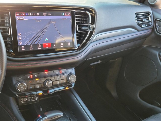 Used 2025 Dodge Durango GT image 32