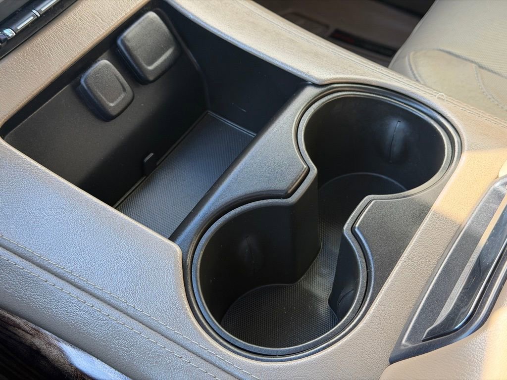 Used 2015 GMC Yukon SLT w/ Open Road Package image 16