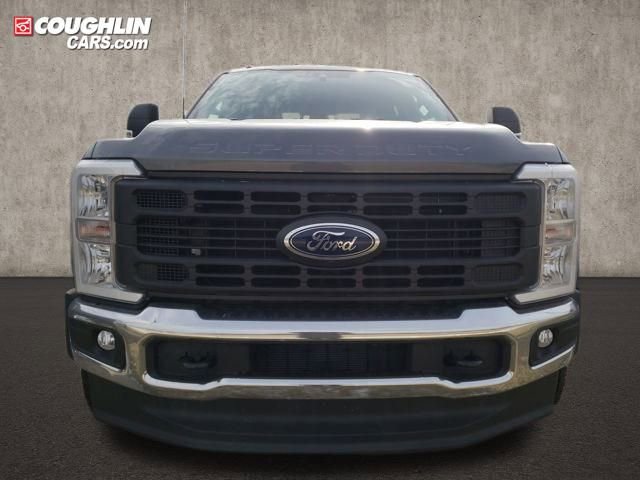 New 2026 Ford F450 XL w/ 360-Degree Camera Package image 2