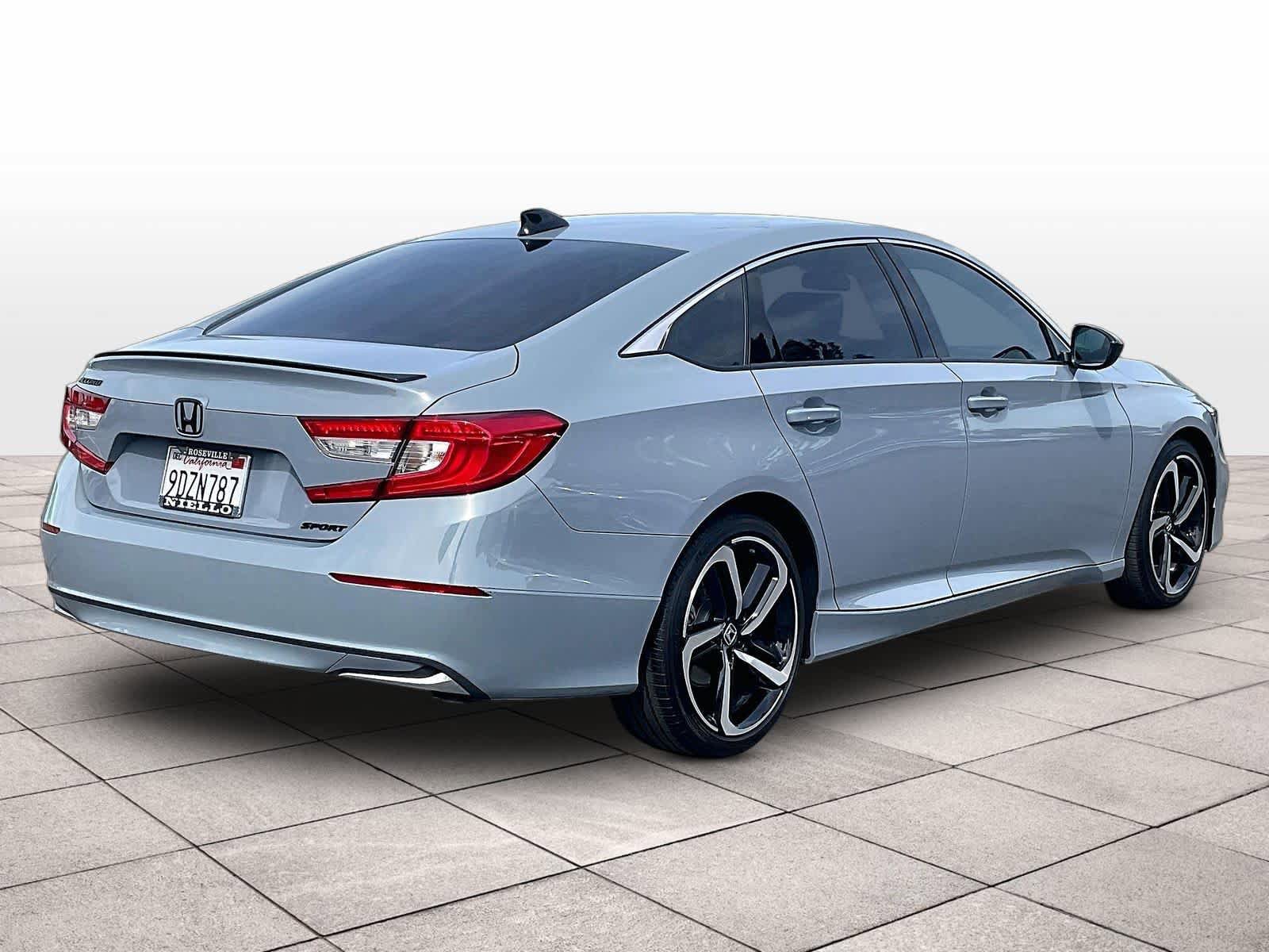 Used 2022 Honda Accord Sport image 14