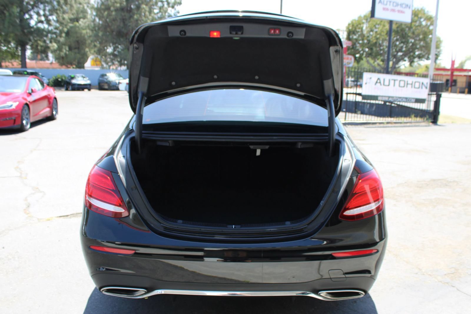 Used 2019 Mercedes-Benz E 300 image 35