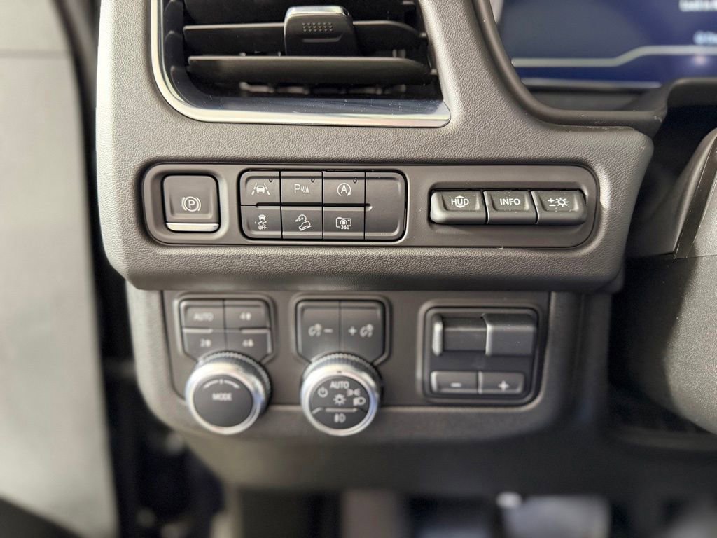 Certified 2024 GMC Yukon AT4 w/ Technology Package AWD/4WD image 30