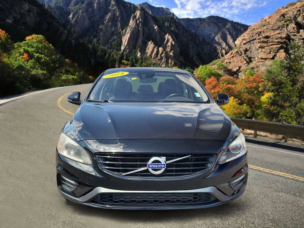 Used 2018 Volvo S60 T5 Dynamic w/ Vision Package FWD image 6