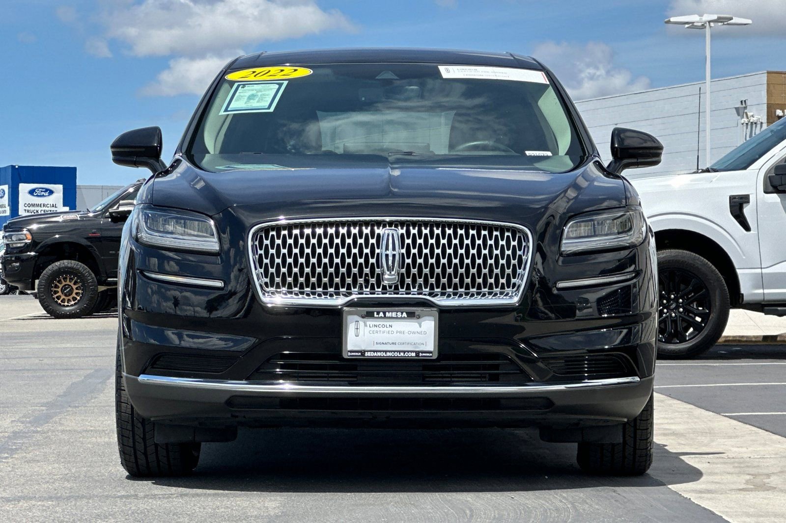 Certified 2022 Lincoln Nautilus FWD w/ Premium Package image 8