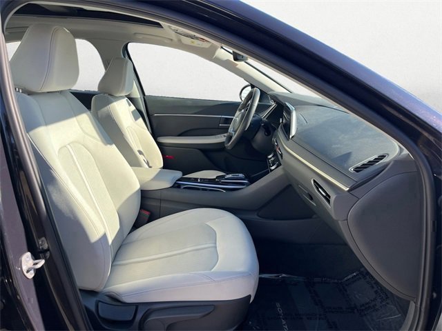 Used 2023 Hyundai Sonata SEL w/ Convenience Package image 16