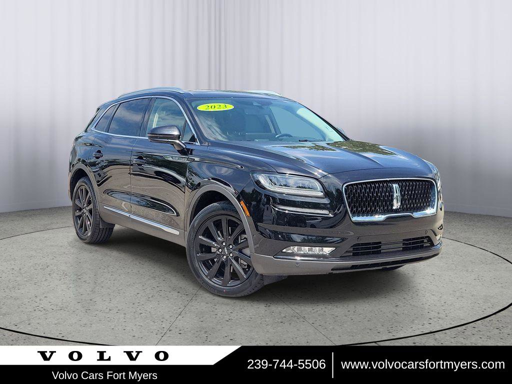 Used 2023 Lincoln Nautilus Reserve w/ Equipment Group 202A AWD/4WD video 1