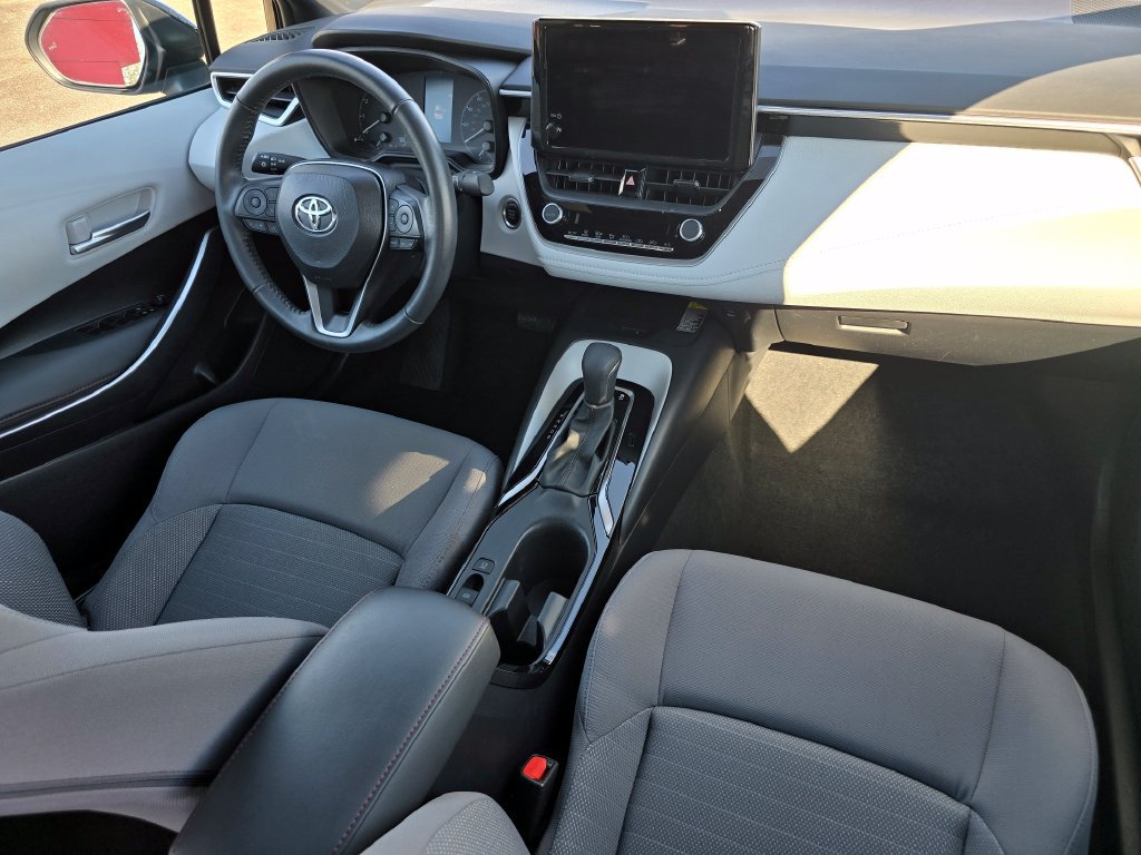 Certified 2024 Toyota Corolla SE w/ SE Premium Package FWD image 23
