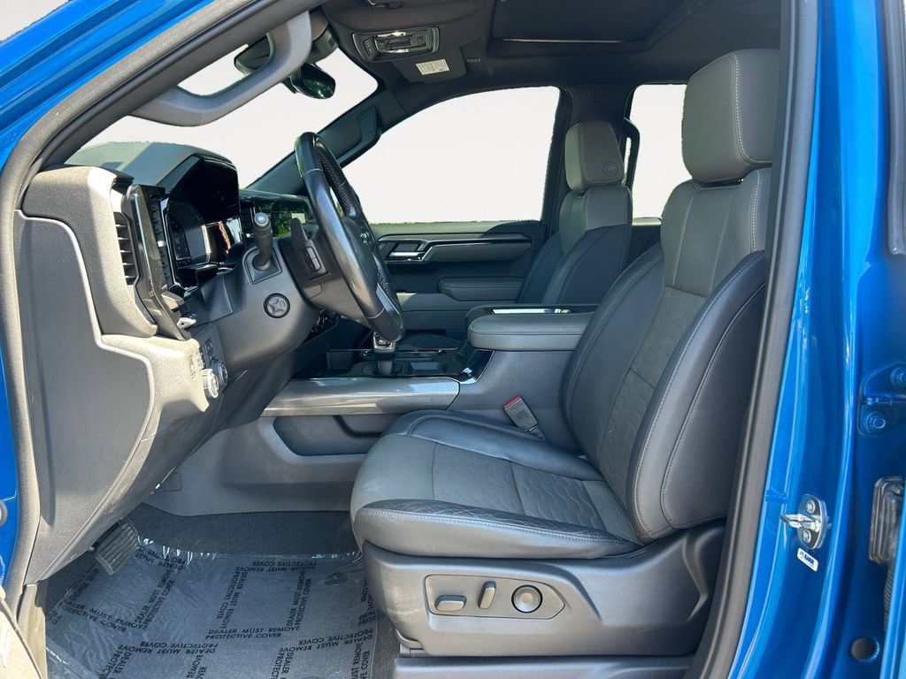 Used 2022 Chevrolet Silverado 1500 ZR2 w/ Technology Package image 15