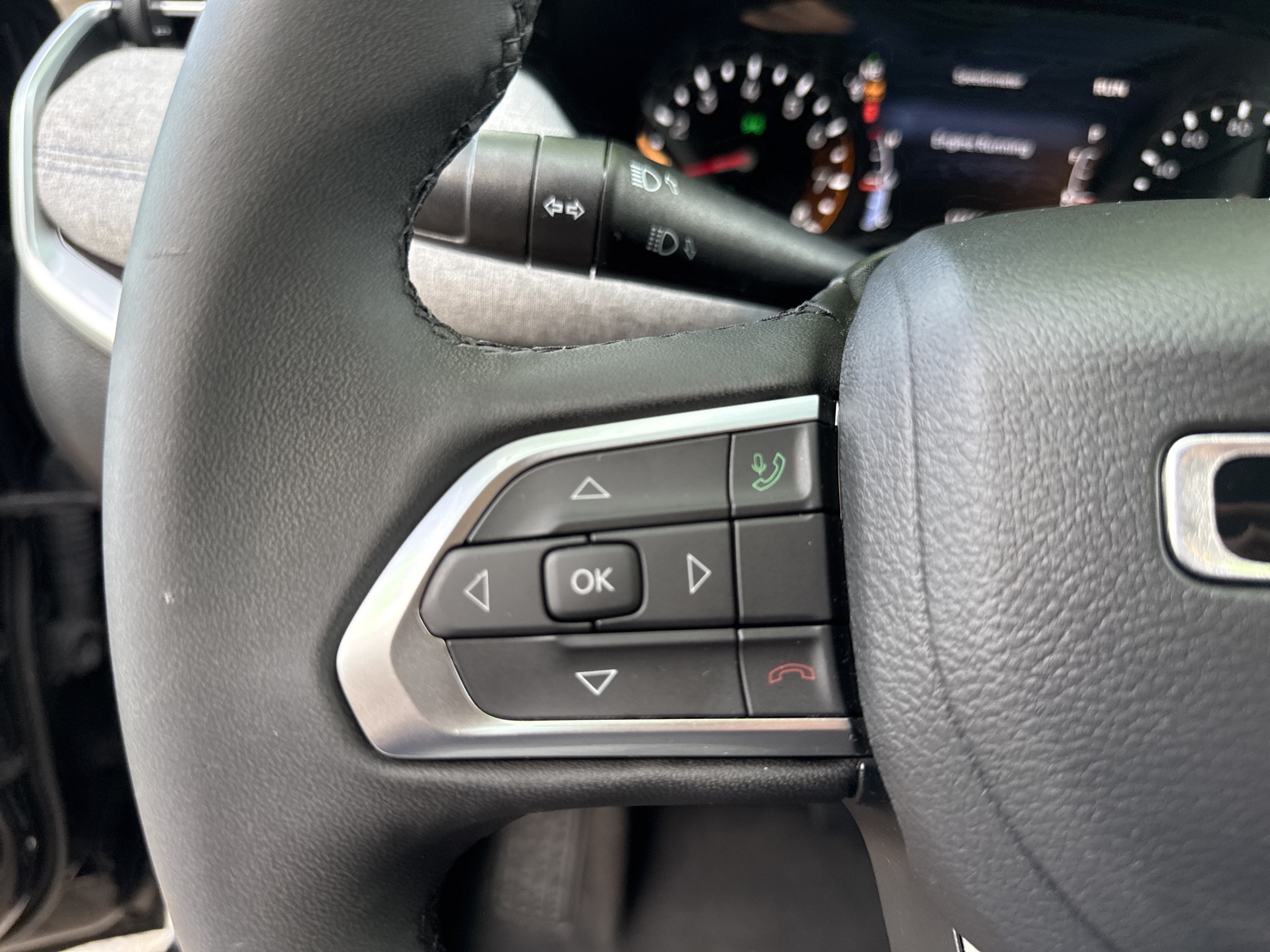 Used 2024 Jeep Compass Latitude AWD/4WD image 24