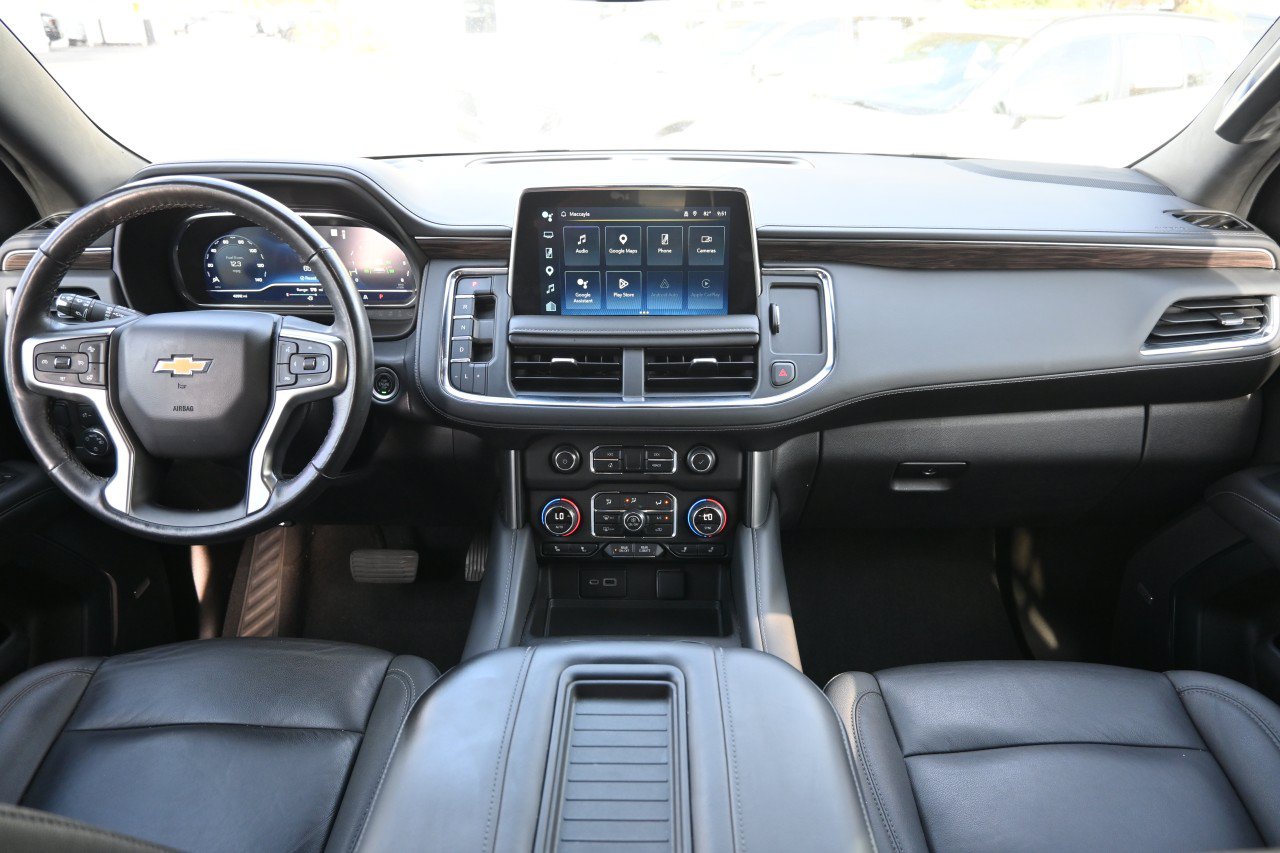 Used 2022 Chevrolet Tahoe LT w/ Luxury Package RWD image 7