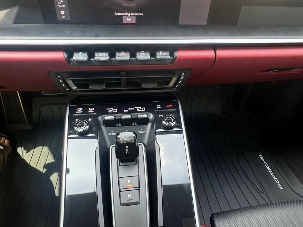 Used 2021 Porsche 911 Turbo S image 11