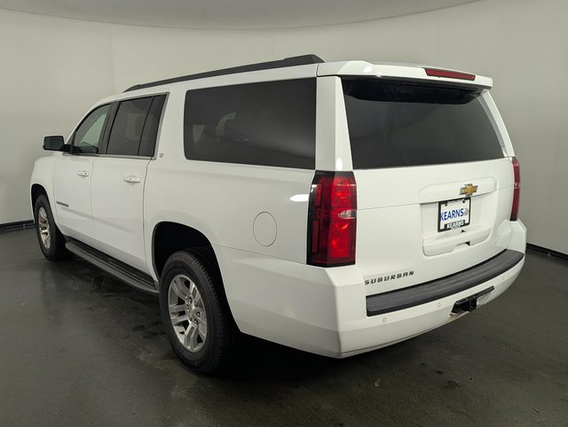 Used 2016 Chevrolet Suburban LT w/ Luxury Package image 6