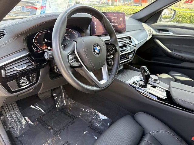 Certified 2023 BMW 530i w/ Convenience Package image 20