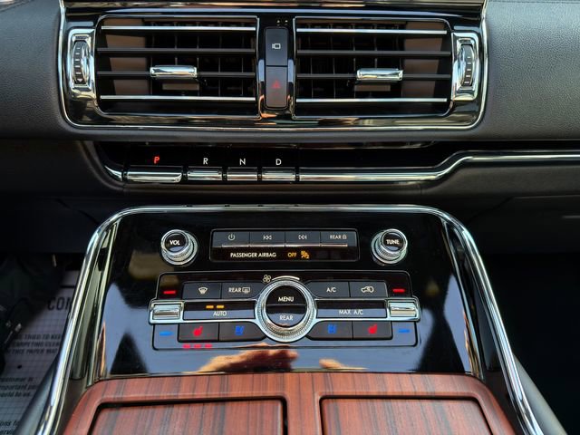 Used 2024 Lincoln Navigator Reserve AWD/4WD image 38