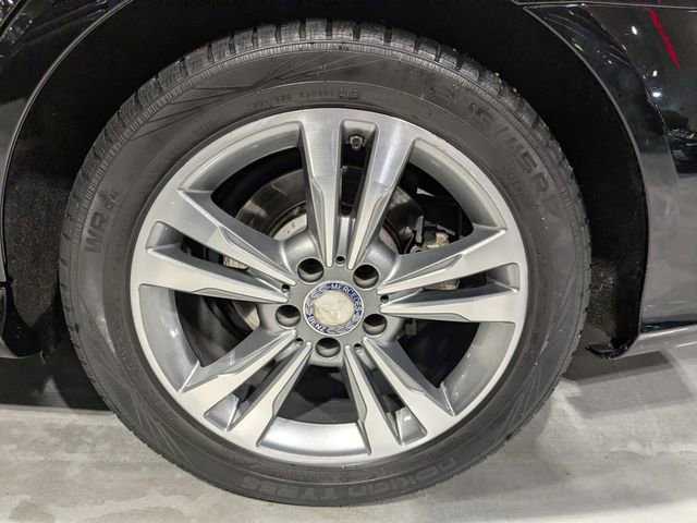 Used 2014 Mercedes-Benz E 250 BlueTEC 4MATIC Sedan image 16