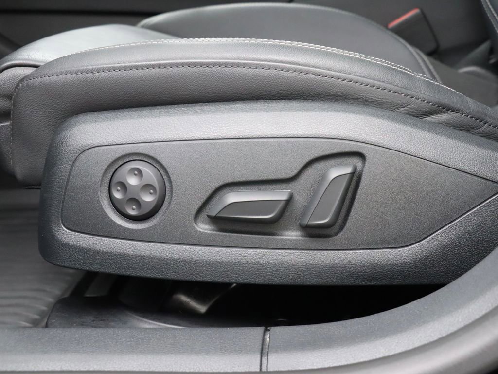 Used 2023 Audi A5 2.0T Premium Plus image 11