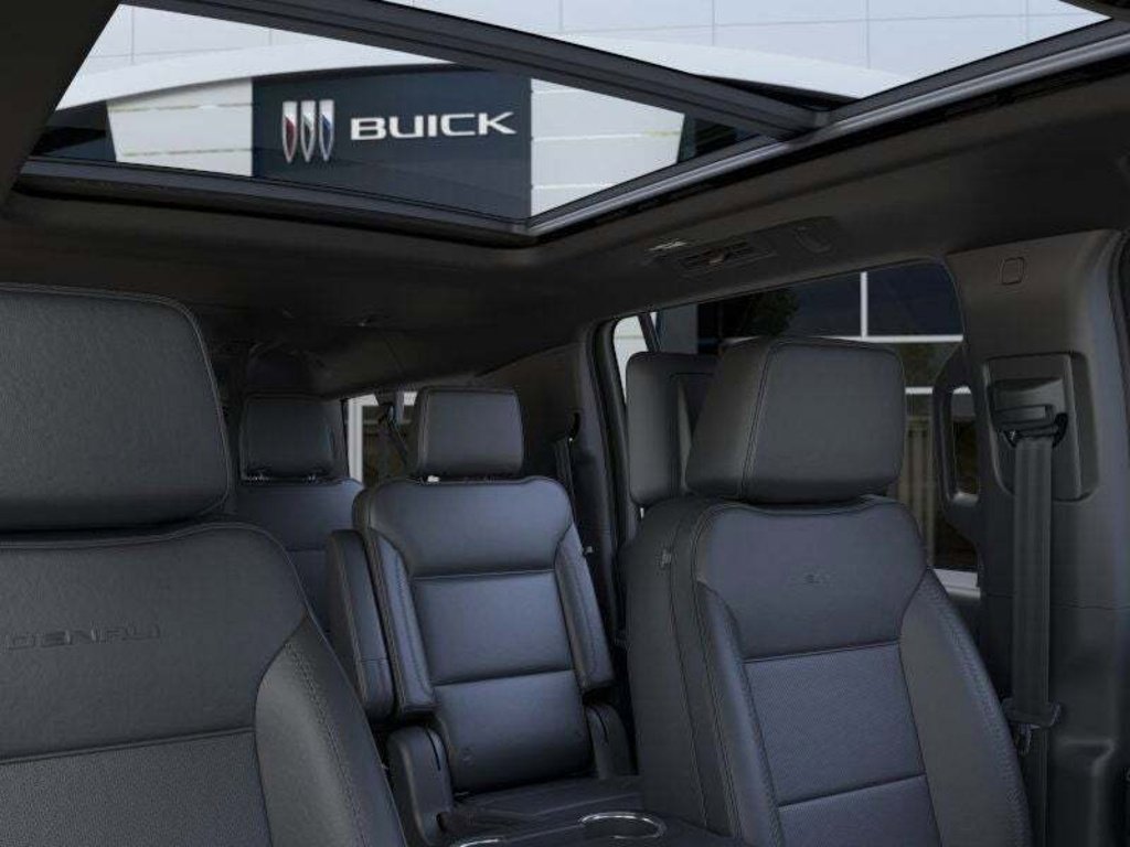 New 2026 GMC Yukon XL Denali w/ Denali Reserve Package image 24