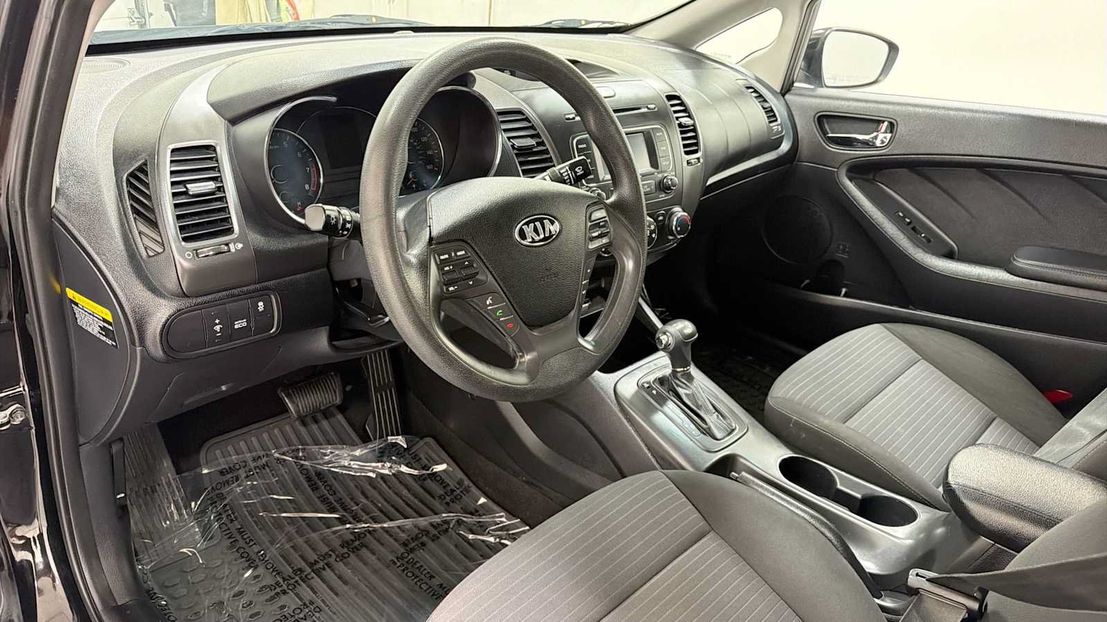 Used 2016 Kia Forte LX w/ LX Popular Plus Package FWD image 12